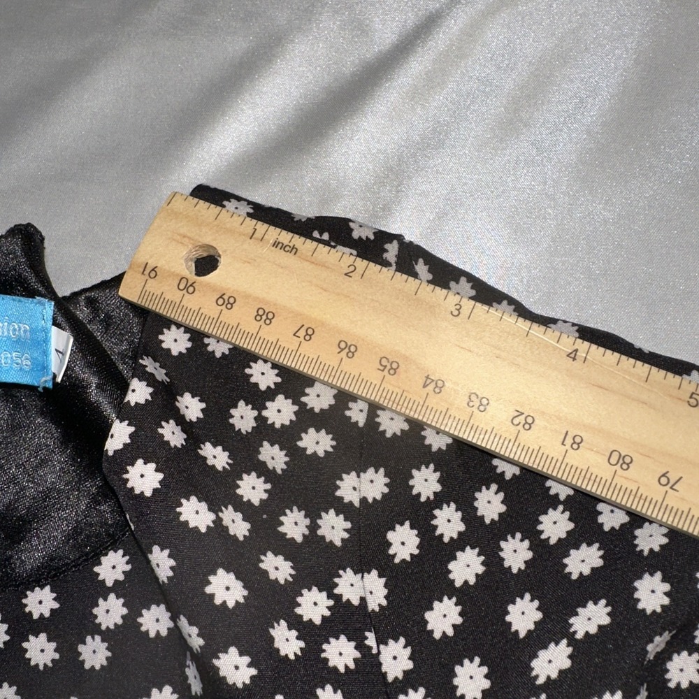 Vintage Wardhere Fashion Black Dress Size 4 Gem Buttons Belt - Picture 6 of 12